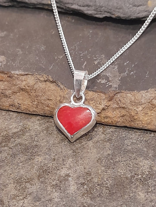 Silver red heart/mother of pearl pendant